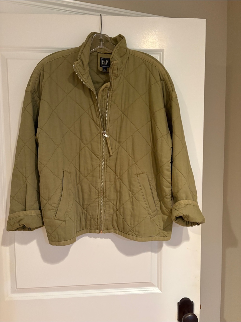 GAP Women’s Quilted Light Olive Quilted Jacket